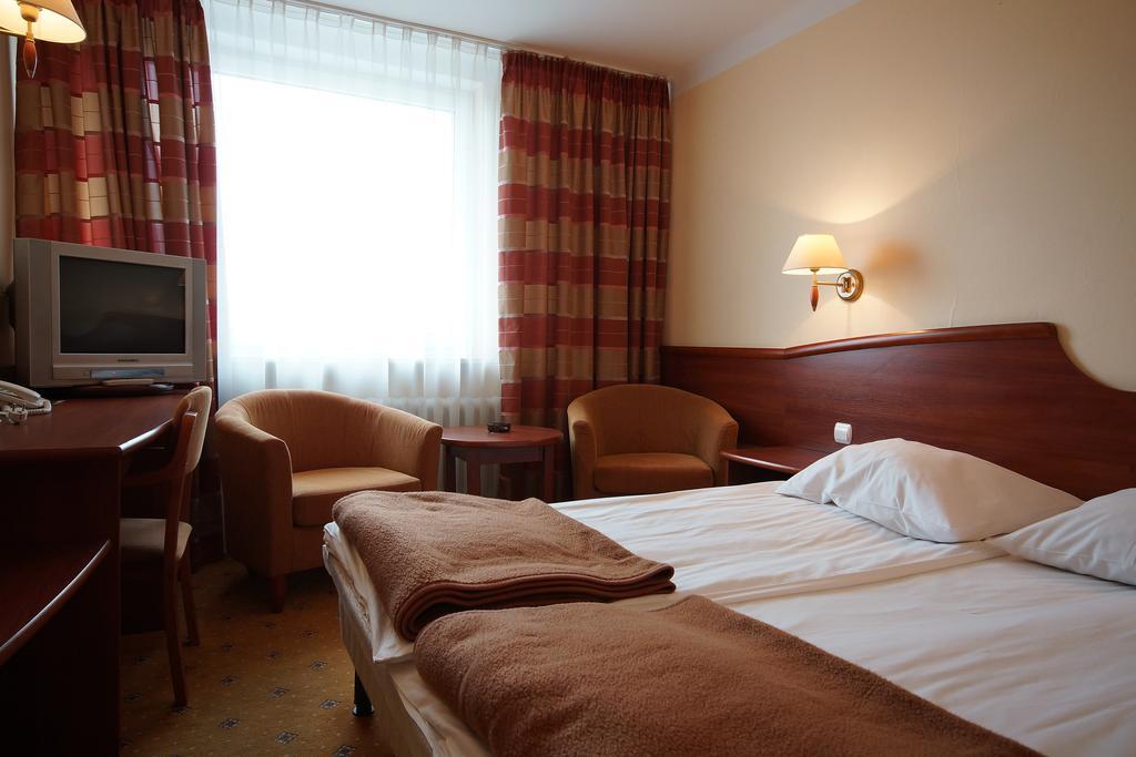 Hotel Kamena Chełm Kültér fotó